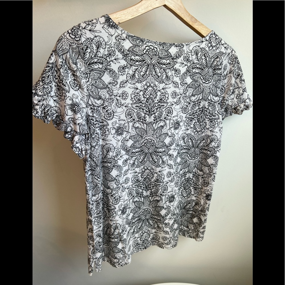 Loft black and white top